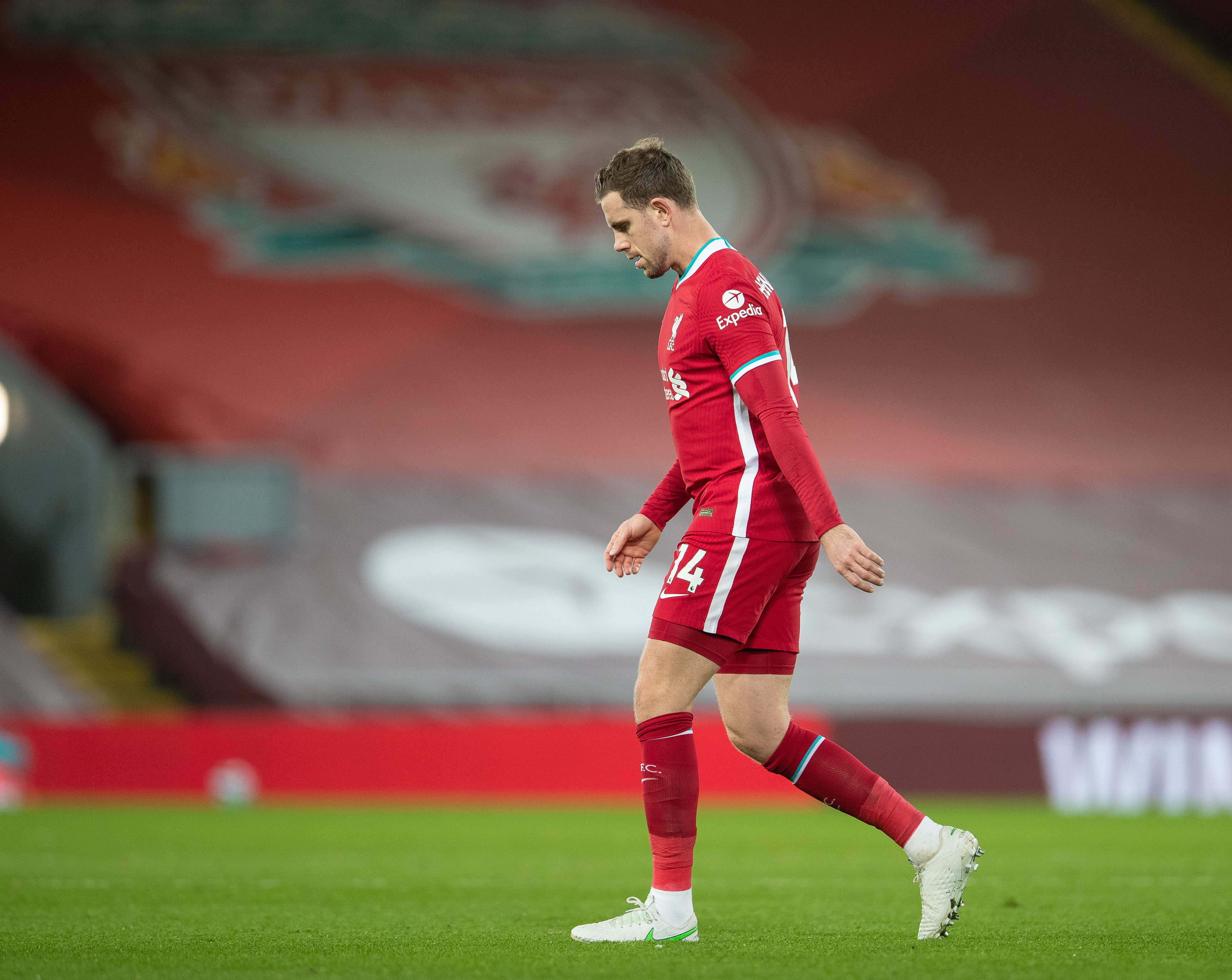 连续9场国家队比赛参与进球，奥亚萨瓦尔成西班牙队史第一人（奥亚萨瓦尔已连续9场为国出战参与破门，创西班牙队史第一人纪录）