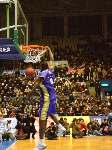 阿斯：马竞会买断尼古拉斯-冈萨雷斯，尤文将分3期获3200万欧（阿斯报：马竞将买断尼古拉斯-冈萨雷斯，尤文分三期进账3200万欧元）