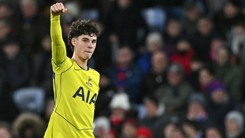 齐沃：种种困难让我们在赢球后更高兴；今天的劳塔罗值得拥抱（齐沃：历经重重困难，胜利更甜；今夜的劳塔罗值得一个拥抱）