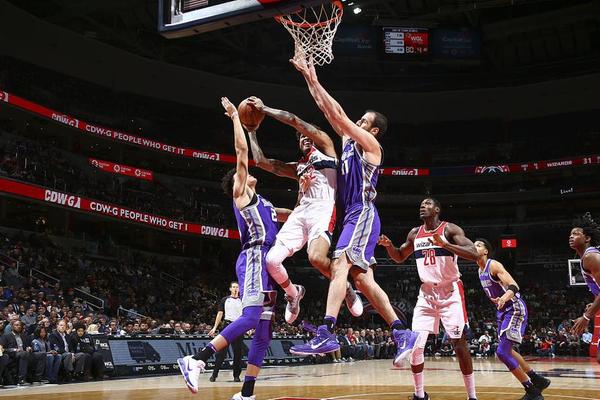 科瓦奇：吉拉西被换下时发火？完全没必要，被换下时就该接受（科瓦奇回应吉拉西下场发火：大可不必，换人就应接受）