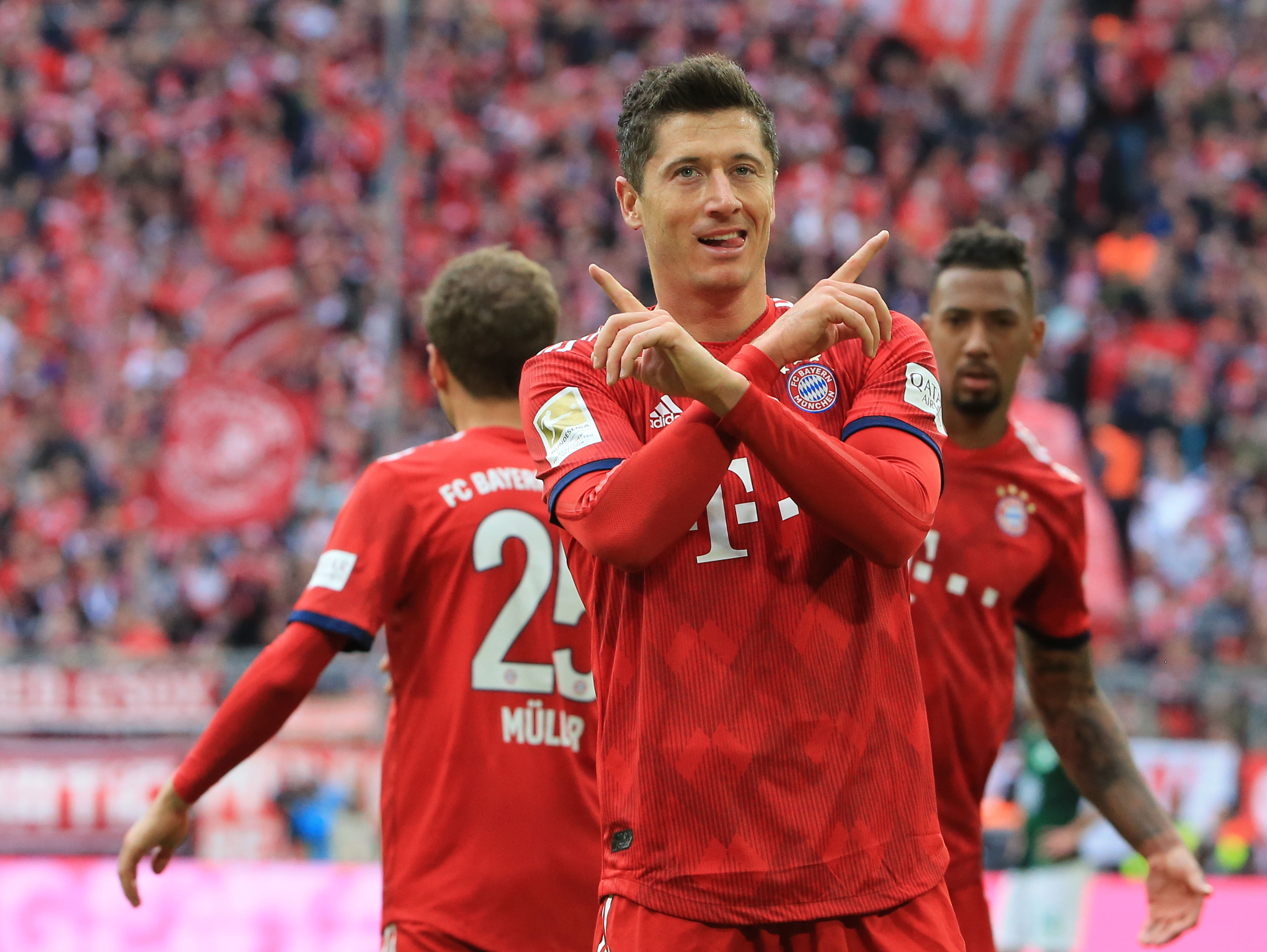 齐沃：利物浦能为重要比赛调整状态；萨拉赫？他是世界级球员（齐沃：利物浦能在关键战前调整到位，萨拉赫是世界级球员）