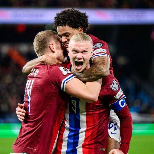 塔雷：拥有魔笛这样的导师是亚沙里的优势，我们对他充满信心（塔雷：有魔笛指点，亚沙里更具优势；我们对他信心十足）