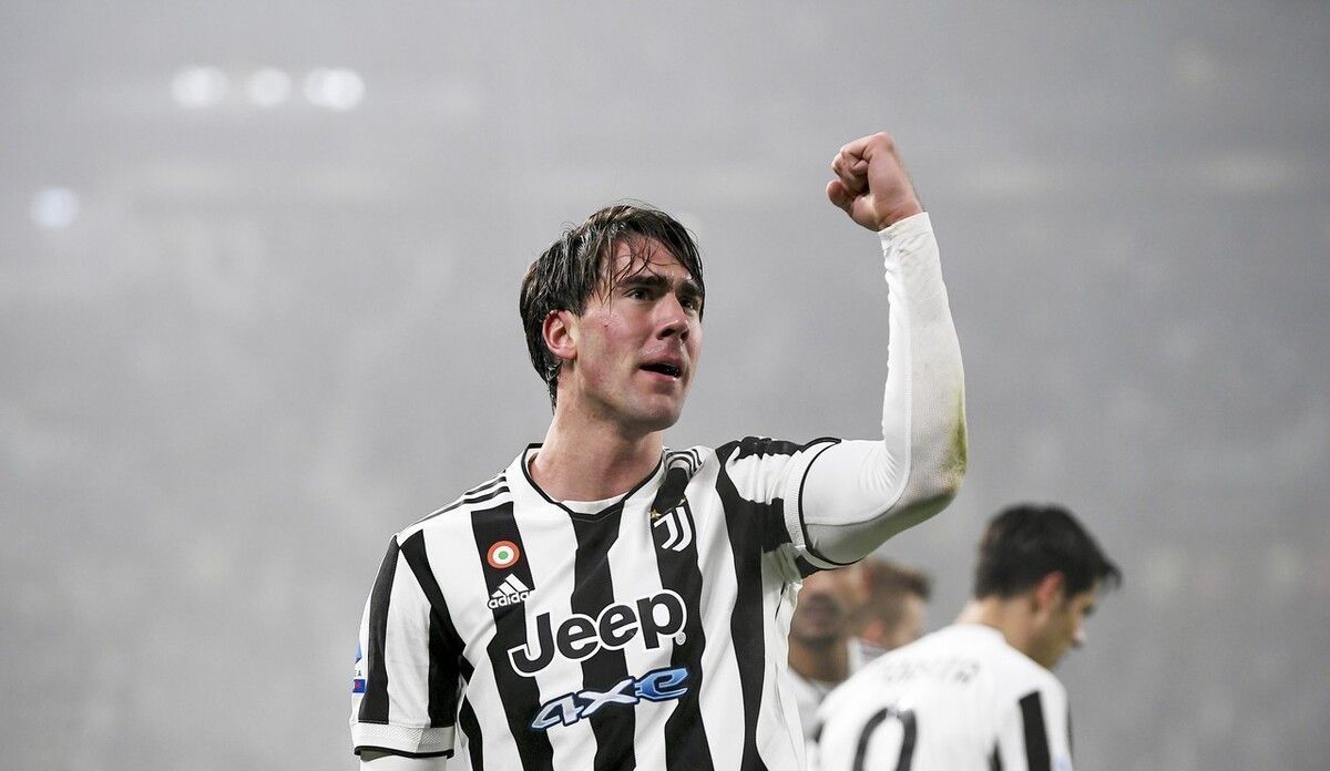 意甲第15轮观赛指南：佛罗伦萨继续力争首胜，罗马科莫强强对决（意甲第15轮前瞻：佛罗伦萨仍冲首胜，罗马与科莫上演强强对话）