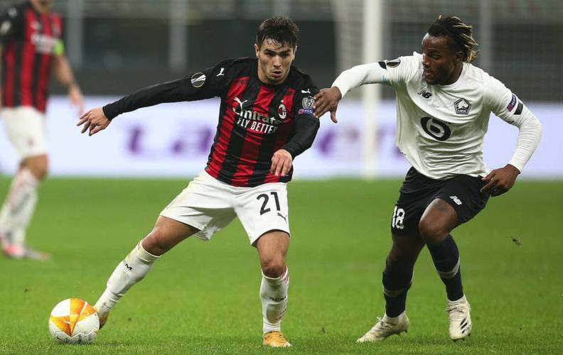 王洪亮：85一代球员爱学习沟通多；希望有机会去欧洲深度提高（王洪亮：85后球员善学善沟通，盼赴欧洲深造提升）