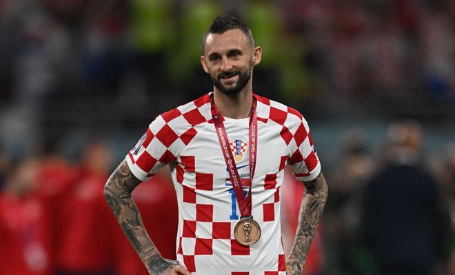 麦克丹尼尔斯第三节5中5轰12分，带领森林狼迫近比分（麦克丹尼尔斯第三节5投全中砍12分，助森林狼缩小差距）