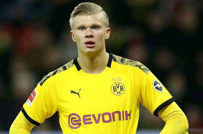 法媒：登贝莱已抵达多哈备战洲际杯，马尤鲁病毒感染稍后归队（法媒：登贝莱已赴多哈备战洲际杯，马尤鲁因病毒感染将稍后合流）