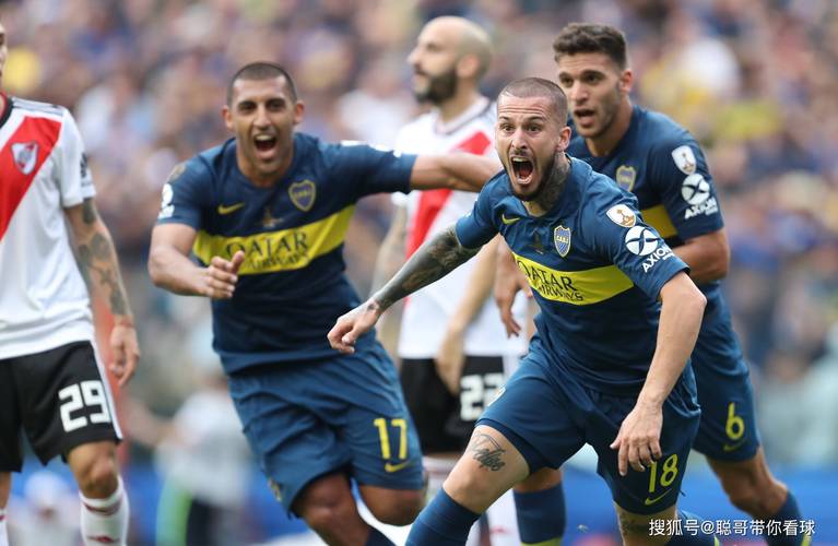 基耶萨：马尔蒂尼是意大利历史最佳；弗林蓬是最快的队友（基耶萨：马尔蒂尼堪称意大利足坛史上最佳；弗林蓬是我速度最快的队友）